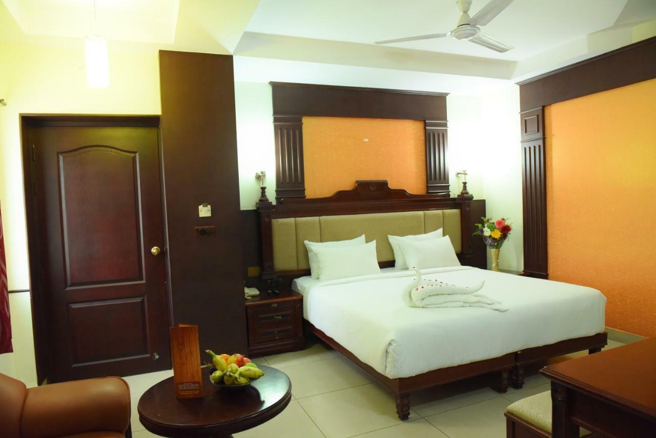 Chendhoor Residency Hotel Tiruchirappalli ภายนอก รูปภาพ