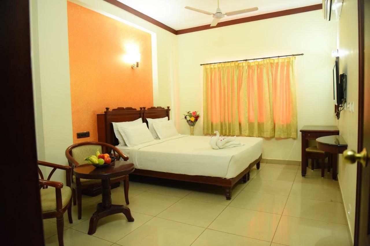 Chendhoor Residency Hotel Tiruchirappalli ภายนอก รูปภาพ